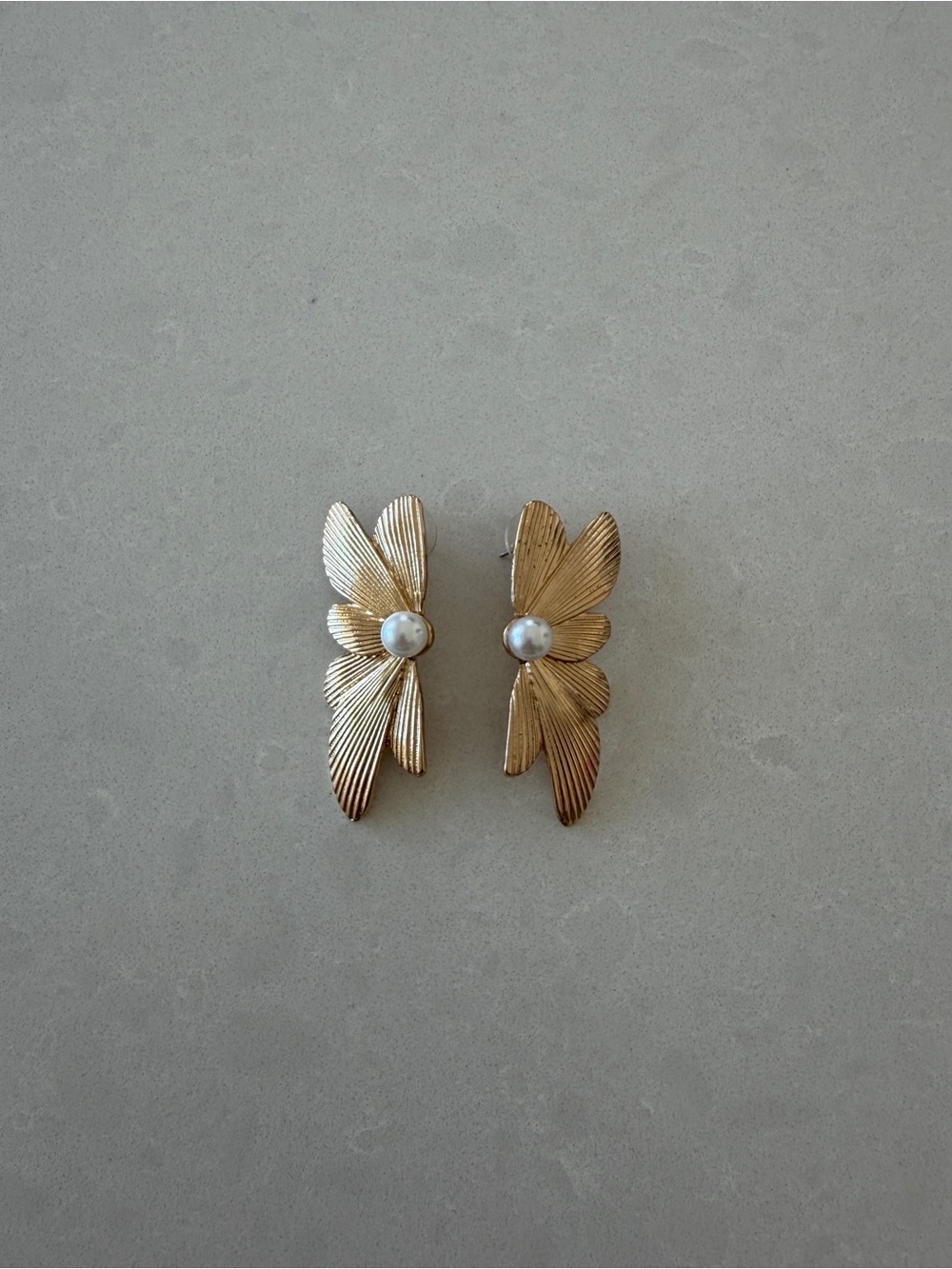 Gold Leaf Pearl Drop Earrings